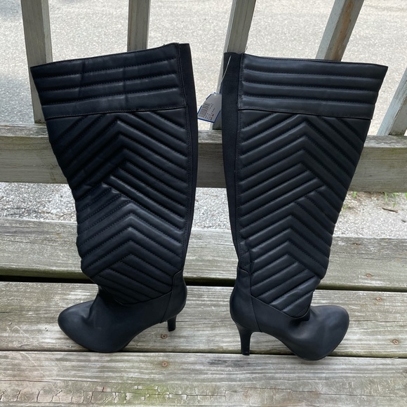 Torrid boots - Picture 2 of 5